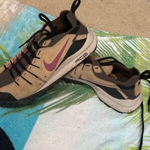 Nike ACG Beige and Magenta Trail Shoes